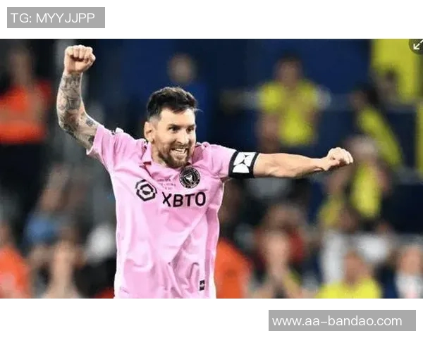 梅西禁区低射中柱阿连德远射击中横梁运气不佳令人惋惜 梅西禁区低射中柱阿连德远射击中横梁运气不佳令人惋惜