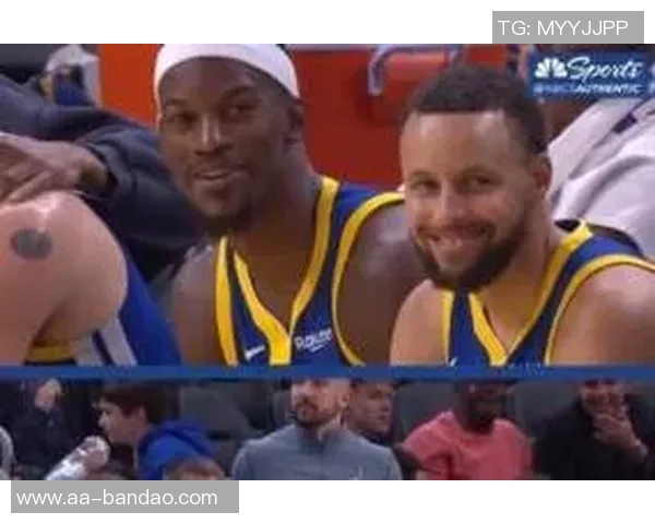 温情瞬间斯潘塞兄弟对决引发勇士灰熊球员教练球迷共鸣欢笑 温情瞬间斯潘塞兄弟对决引发勇士灰熊球员教练球迷共鸣欢笑